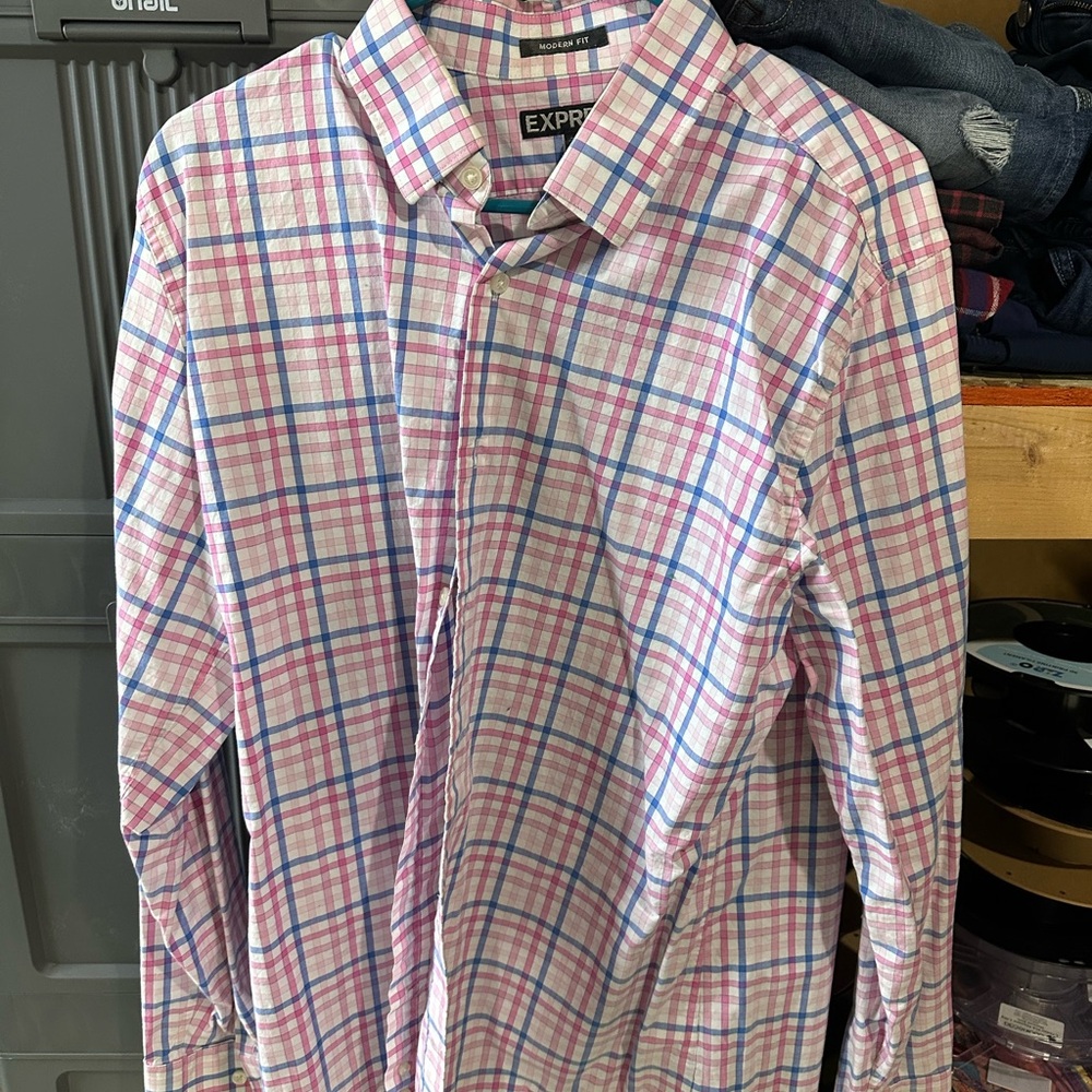 Express Men's Vibrant Plaid Button-Down Shirt